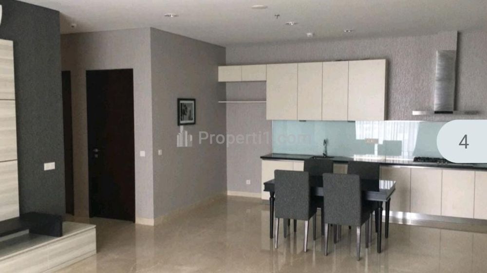 Sewa Apartemen Four Winds 2+1 BR Furnished