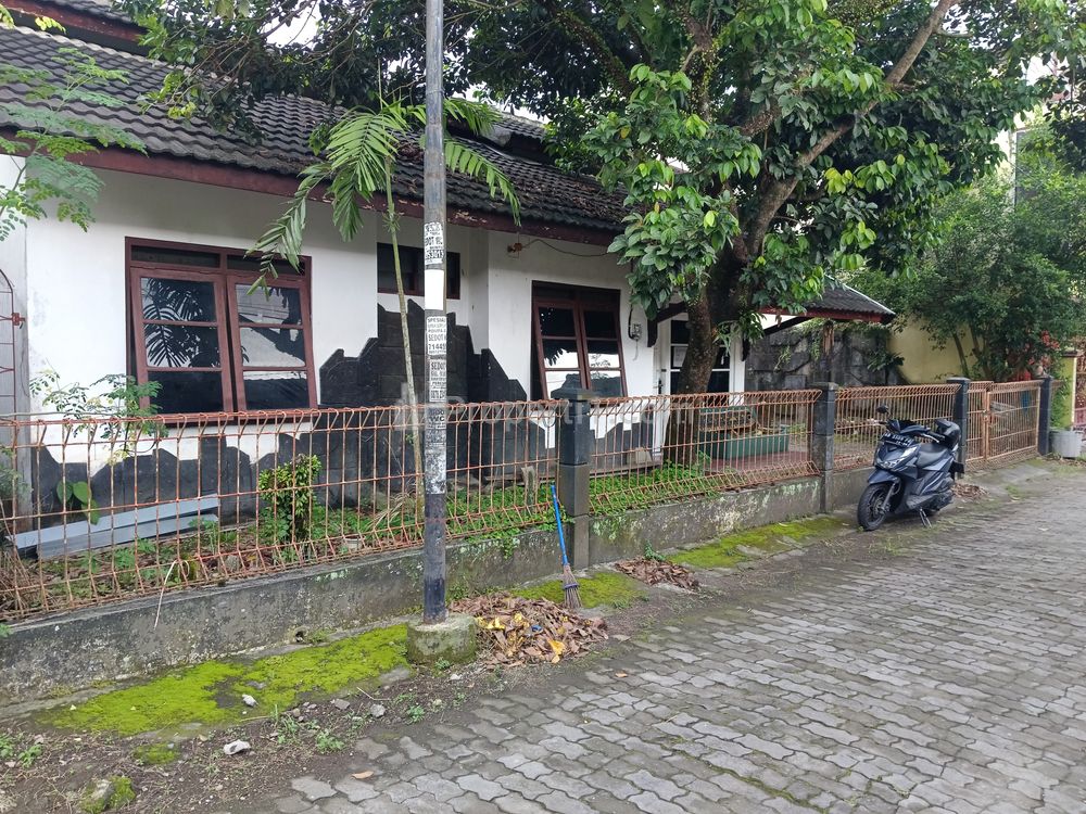 Dijual Tanah Murah Strategis Bonus Bangunan Dalam Perumahan Utara Stadion Maguwoharjo Yogyakarta