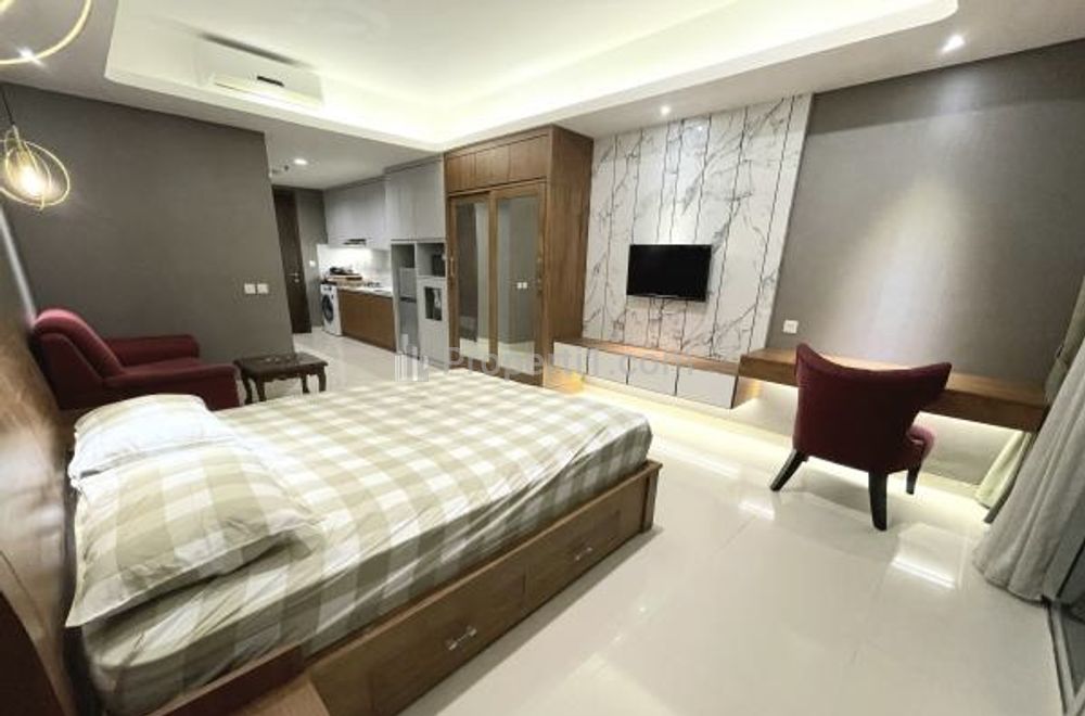 For Rent Apartment Kemang Village Studio with Balcony - Fully Furnished and Connected to Mall