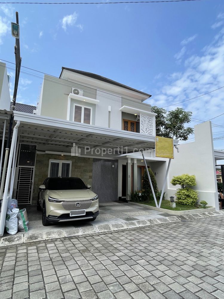 Dijual Rumah Modern Minimalis 2 Lantai Dalam Perumahan Sidoarum Jl. Godean Km 6,5 Yogyakarta