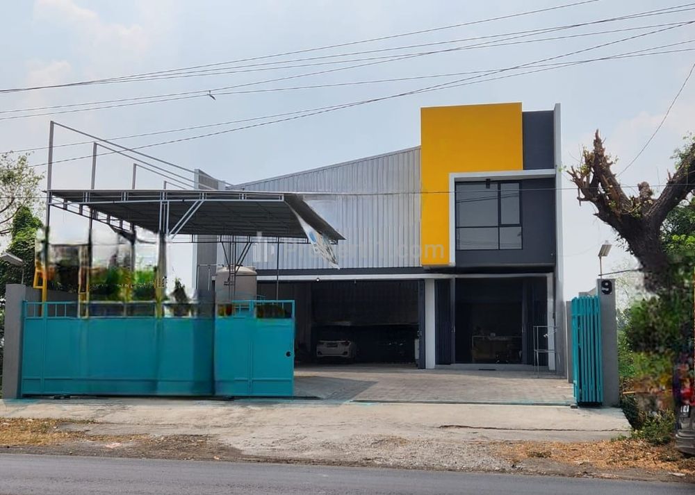 Dijual Ruko 537 m2 Ex Bengkel di Jalan Raya Domas Menganti Gresik Jawa Timur, Cocok Buat Segala Usaha