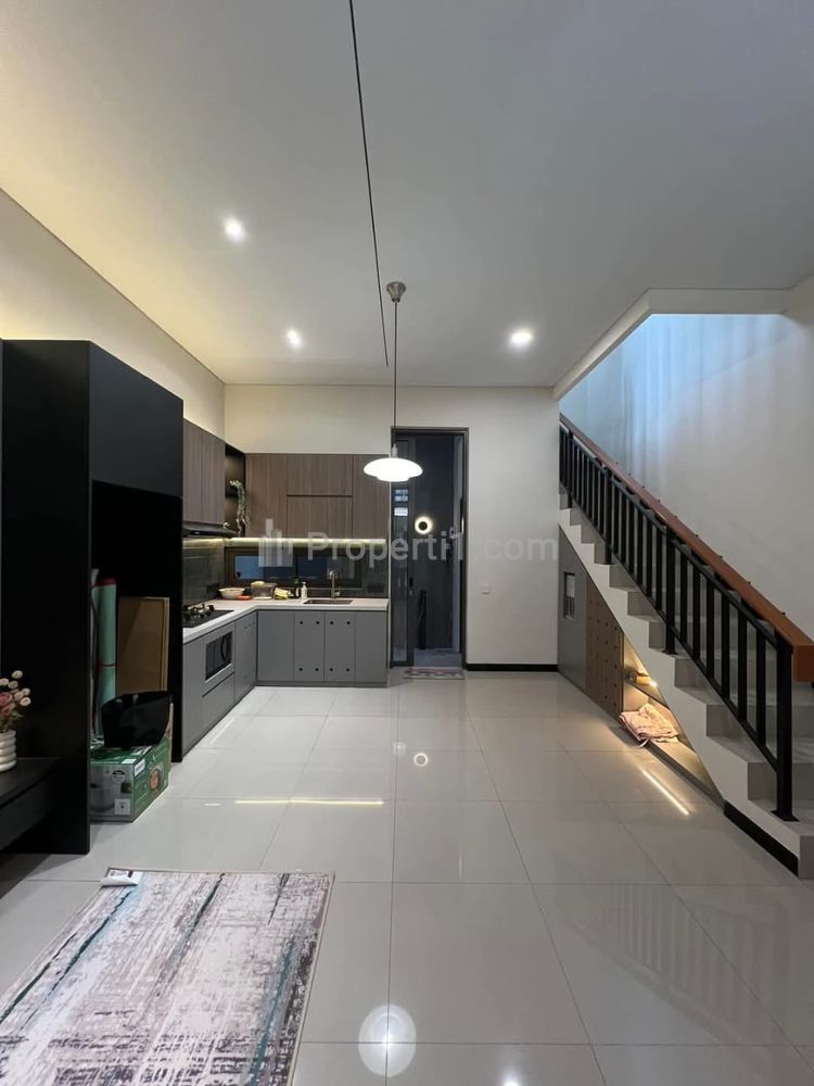Dijual Rumah Baru Siap Huni, Semi Furnished di Kopo – Dekat Akses Tol & Fasilitas Umum!