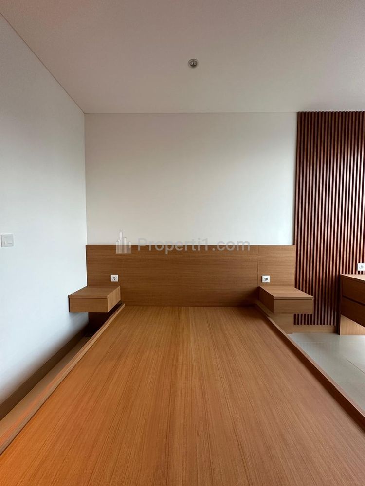 Disewakan Apartemen The Newton Ciputra World 2 Kuningan Jakarta Selatan – Studio, Tersedia Full Furnished / Semi furnished