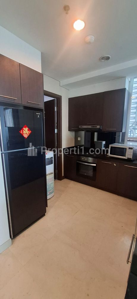 Sewa Apartemen Kemang Village Residence - 3BR Full Furnished
