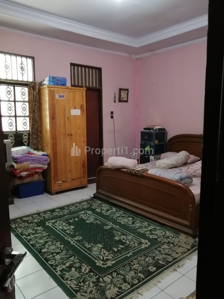 Dijual Rumah 2 Lantai Dalam Komplek di Duren Sawit Jakarta Timur