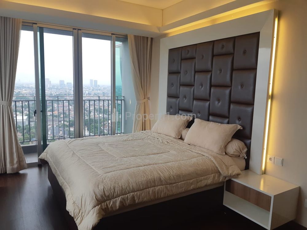 Disewakan Apartemen Kemang Village Tower Empire Jakarta Selatan – 3 BR Fully Furnished