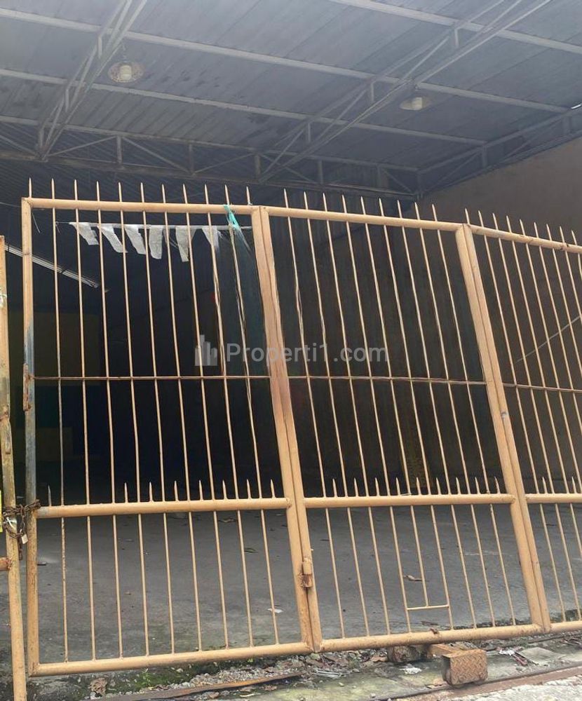 Dijual Tempat Usaha di Jalan Rungkut Alang-alang, Surabaya