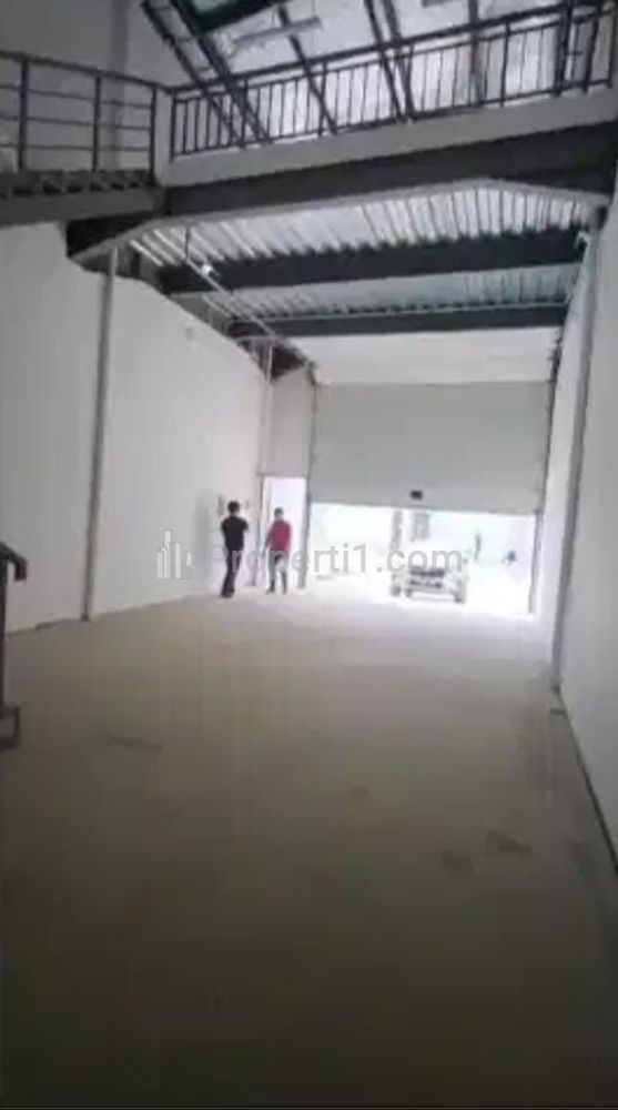 Dijual Gudang 1,5 Lantai di Komplek Ruko Gudang Taman Tekno, Tangerang Selatan