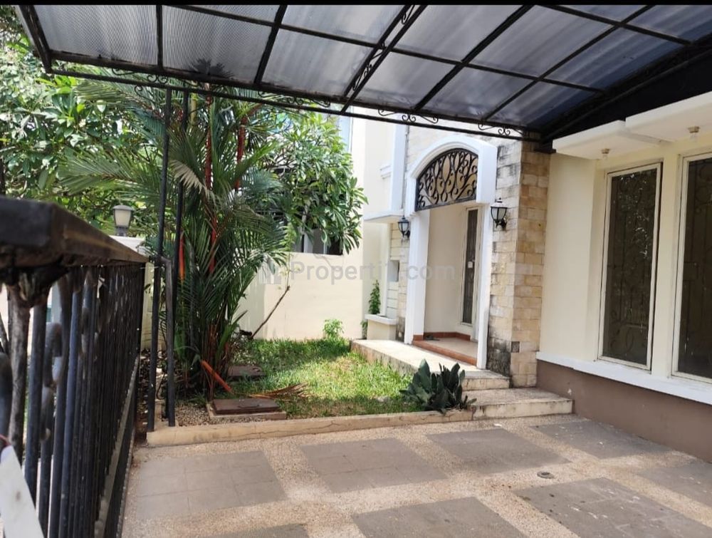 Dijual Rumah Cantik di Daerah Royal Residence, Cakung, Jakarta Timur