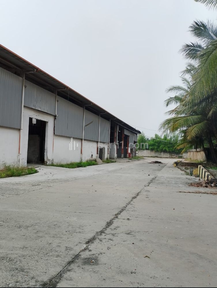 Dijual Bangunan Bekas Pabrik Jalan Raya Balaraja Serang