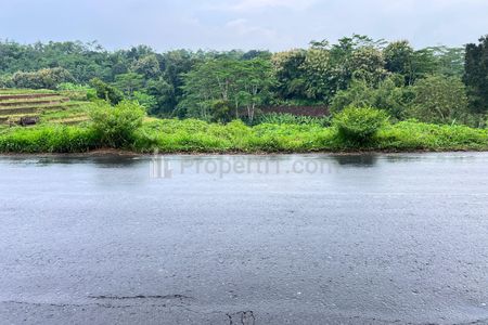 Jual Tanah Strategis 1000m² Tepi Jalan Raya Mojogedang- Karangpandan, Karanganyar