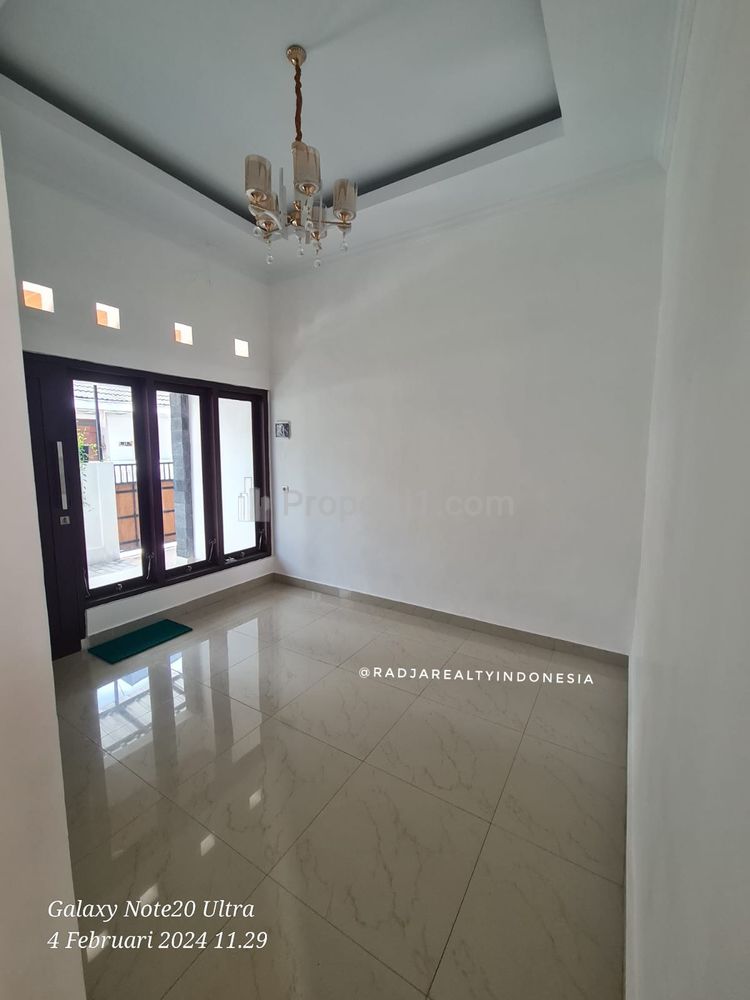 Dijual Rumah Modern Minimalis Dalam Perum Nogotirto Jl. Godean Km. 4 Sleman Yogyakarta