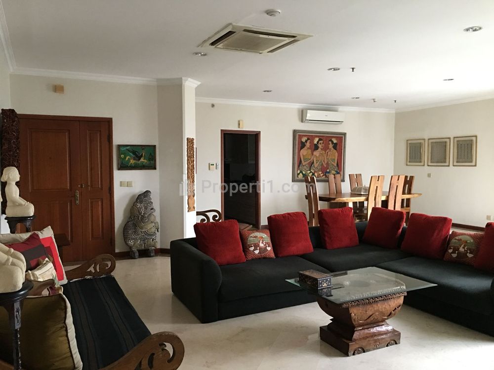 Disewakan Apartemen Penthouse Puri Casablanca Location in South Jakarta – 3+1 BR Modern Fully Furnished