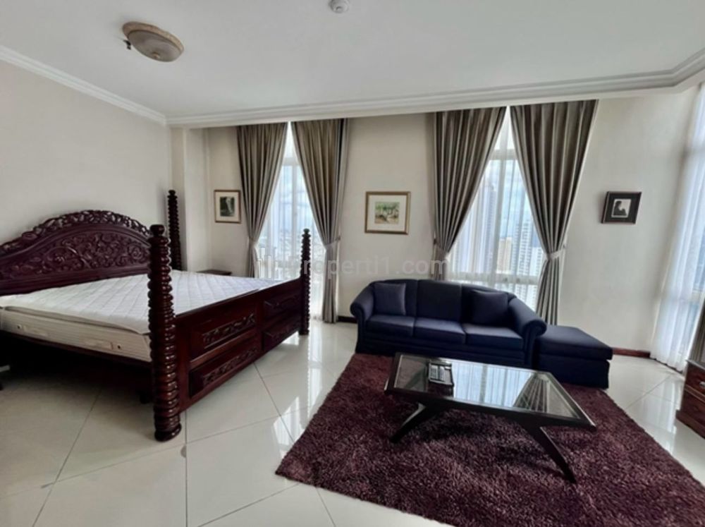 Disewakan Apartemen Penthouse Puri Casablanca Location in South Jakarta – 3+1 BR Modern Fully Furnished