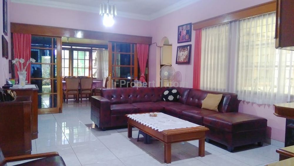 Dijual Rumah Asri Terawat di Margahayu Raya, Buah Batu, Bandung