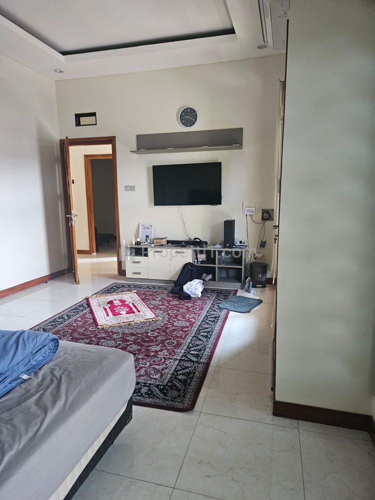 Dijual Rumah Baru Full Furnish di Margahayu Raya Bandung