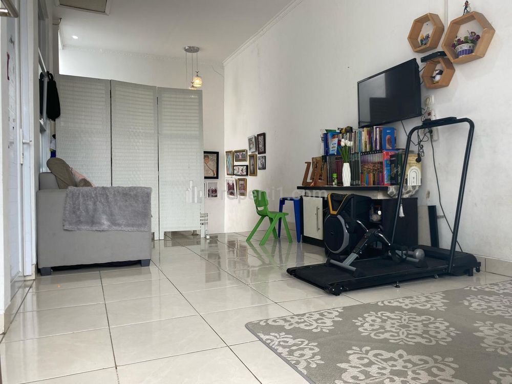 Dijual Rumah Bandung 2 Lantai 3 Kamar Tidur 2 kamar Mandi Siap Huni