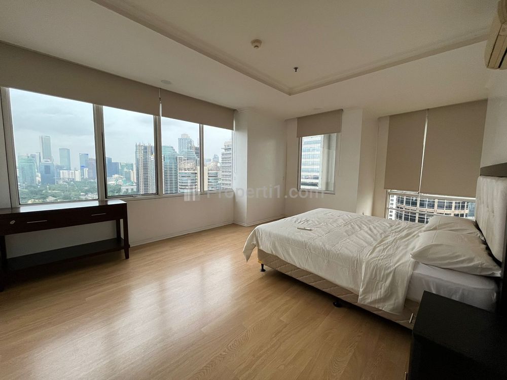 Dijual Apartemen FX Residence Sudirman Jakarta Pusat – Type 3 BR Fully Furnished - Best View (Negotiable Price)