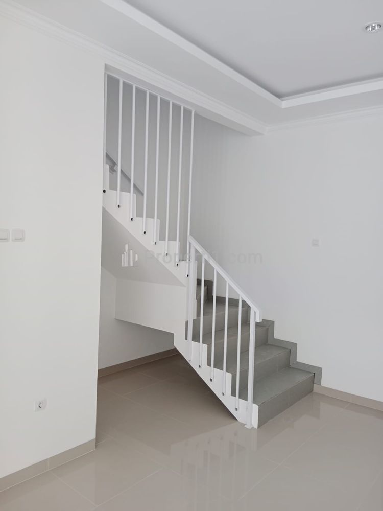 Dijual Rumah baru (2 Unit) di Cisaranten Kulon Arcamanik, Bandung