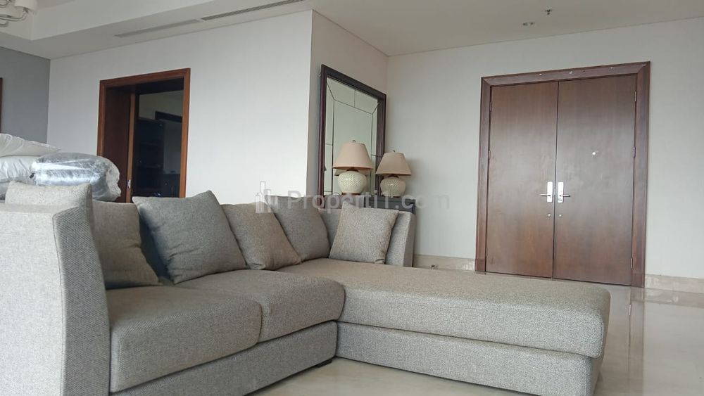 For Rent Apartment Pakubuwono Signature - 4BR Fully Furnished