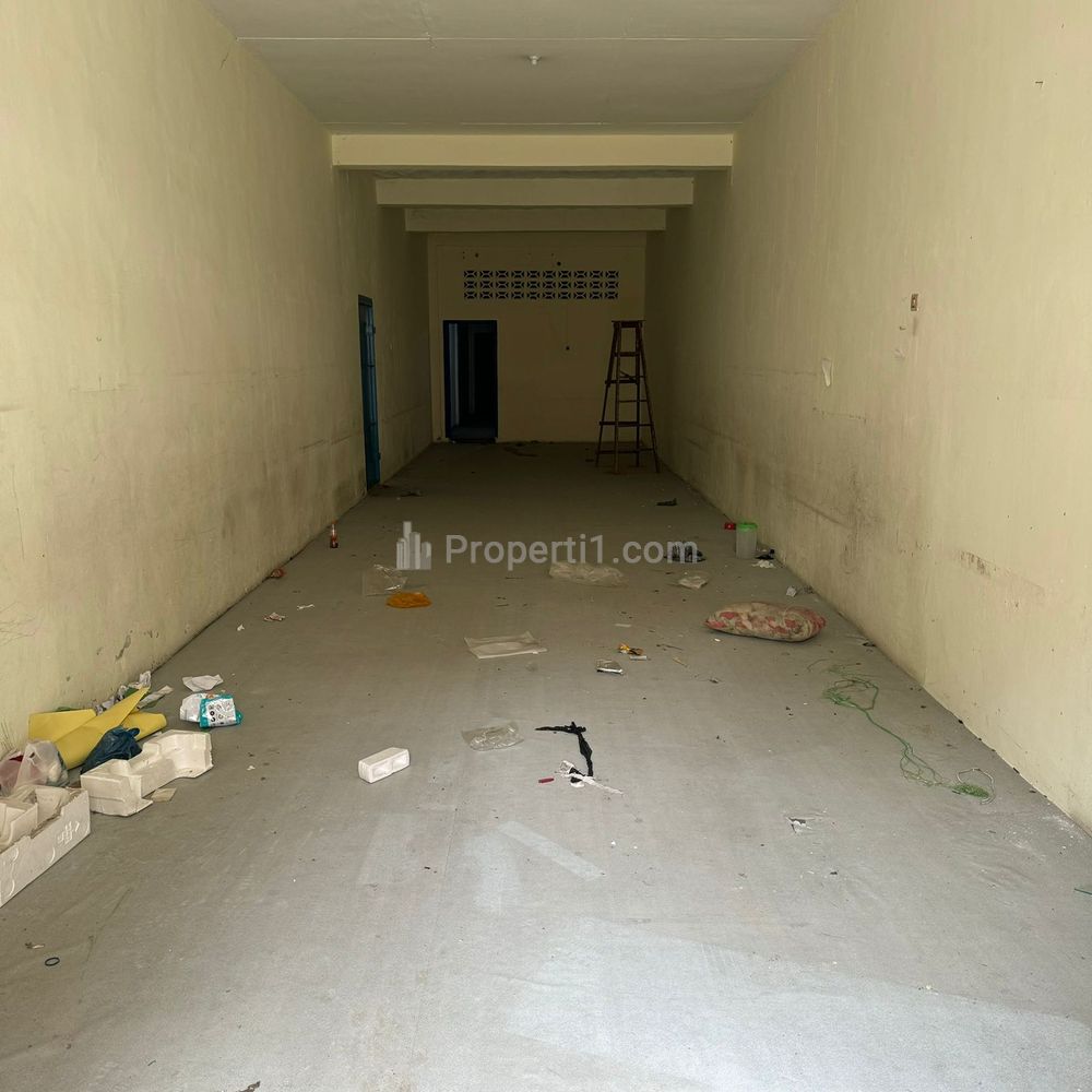 Disewakan Ruko Pluit 3,5 Lantai di Jakarta Utara