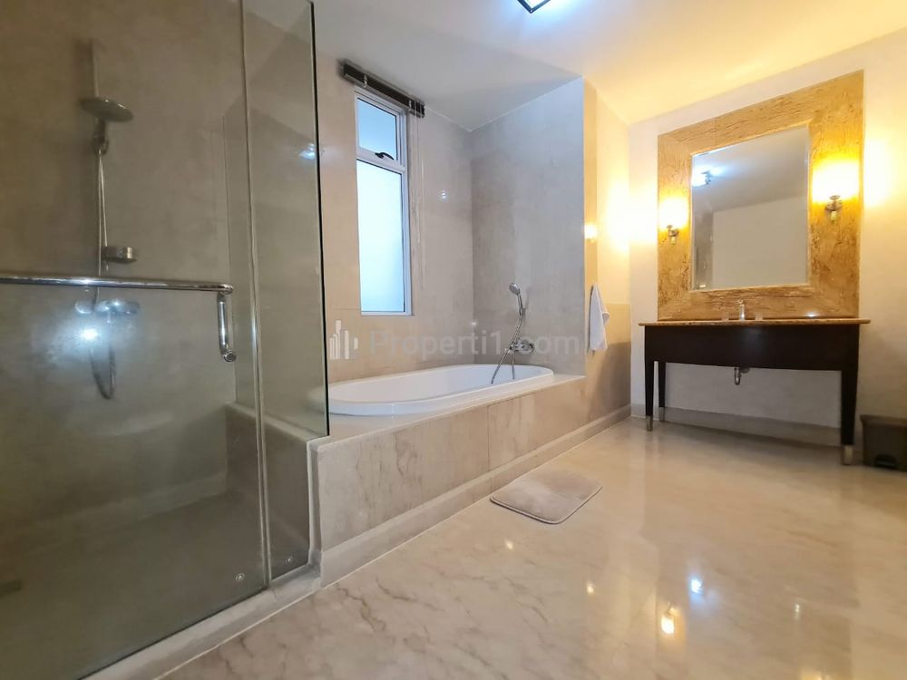 For Rent Luxury Apartment Pakubuwono View - 2+1BR Good Furnished and Good Condition