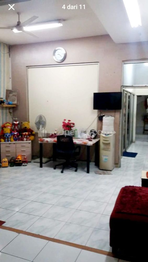 Dijual Rumah Bentuk Ruko di Pondok Gede, Dukuh, Kramat Jati, Jakarta Timur
