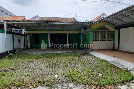 Disewakan Bangunan Komersial Strategis di Jalan Raya Jeruk Lakarsantri, Surabaya