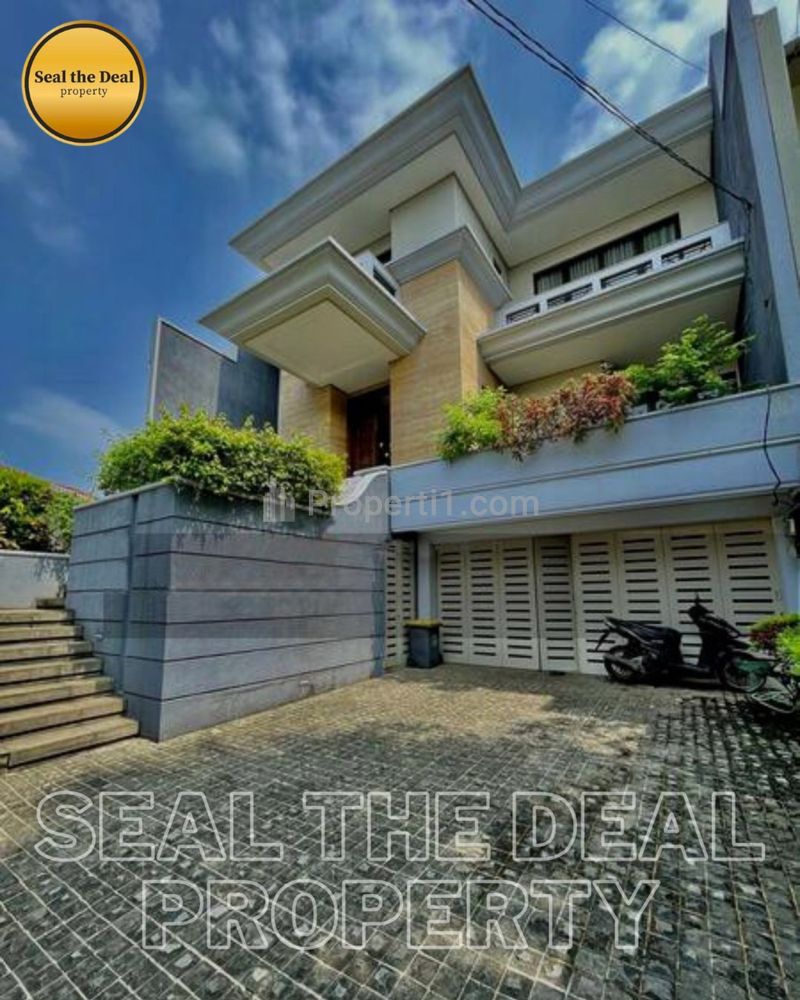 Dijual Rumah di Area Kebayoran Baru Jakarta Selatan STD440