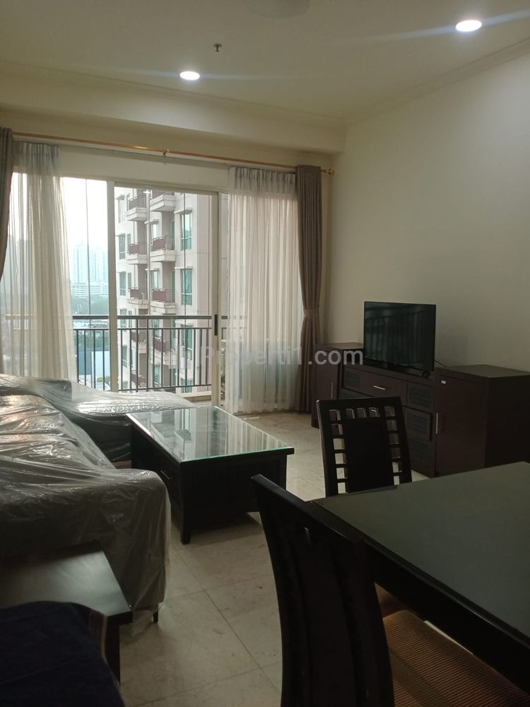 Sewa Apartemen Senayan Residence Tipe 2 BR Good Furnished