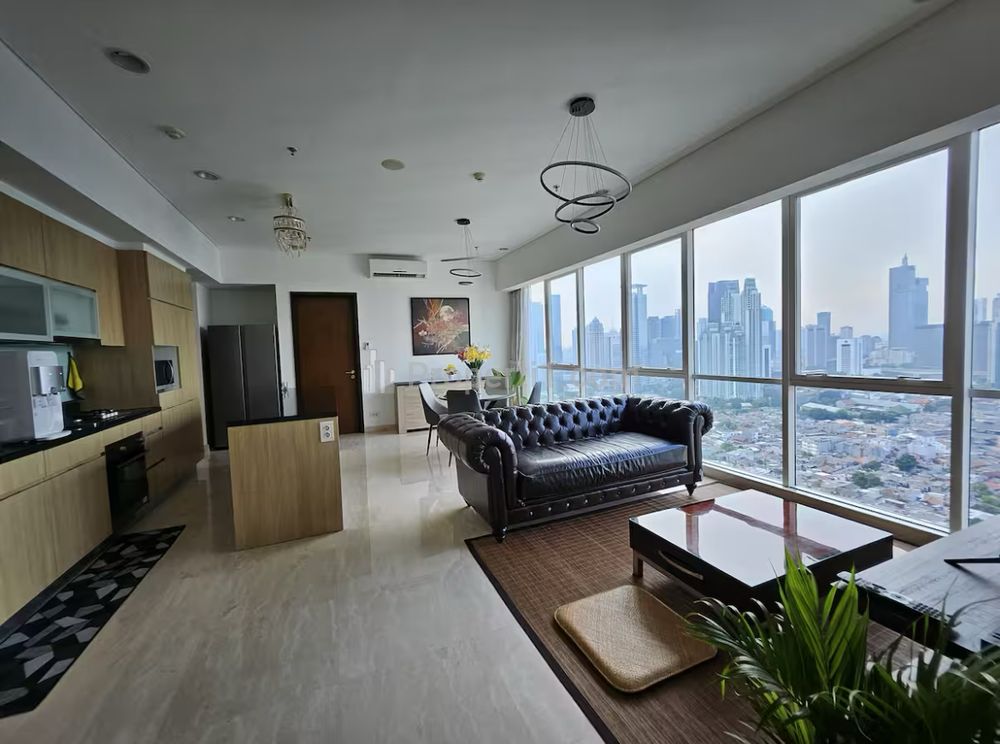 Sewa Apartemen Mewah Setiabudi Sky Garden 3+1BR Fully Furnished dan View Cantik