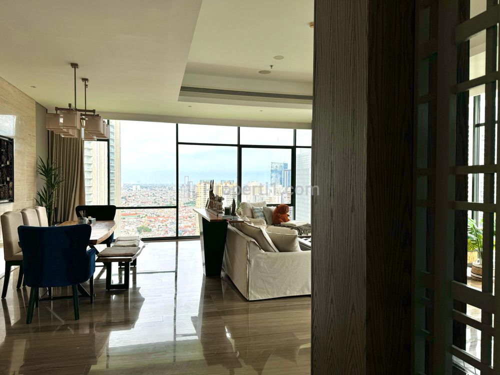 Jual Apartemen Verde One - Unit Bagus dan Modern Furniture - 4 Kamar Tidur