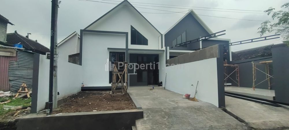 Jual Rumah Minimalis 255 Juta Karanganyar Kota