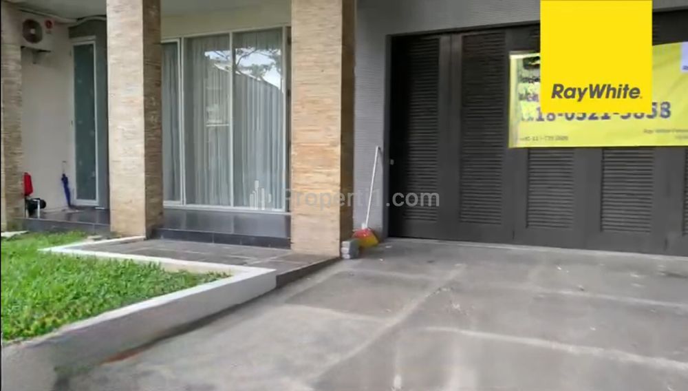 Dijual Rumah Royal Residence Raya Luar Cluster Dekat Citraland, Pakuwon Indah, Dian Istana, Surabaya