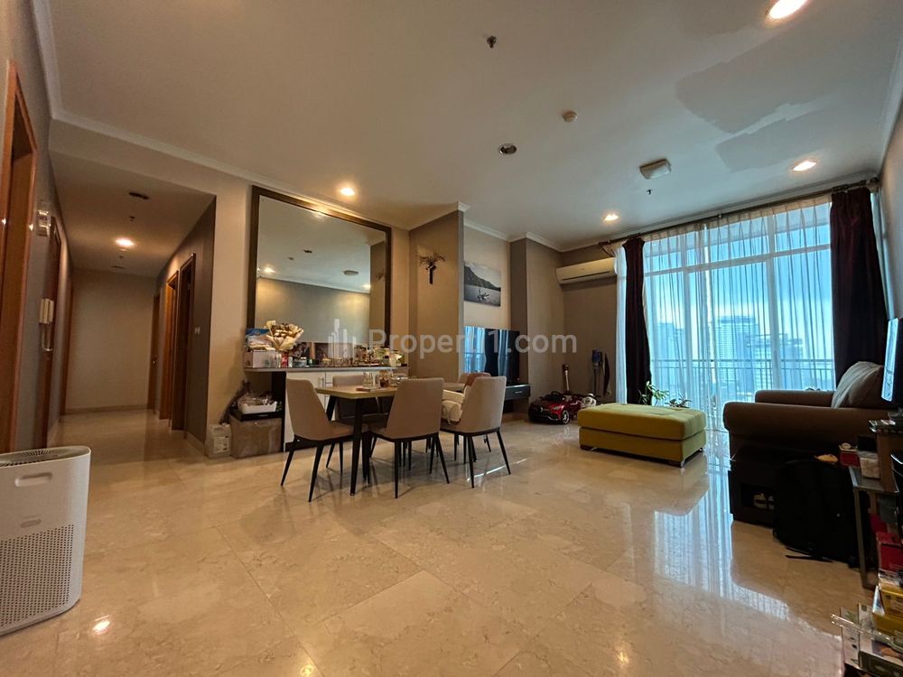 Sewa Apartemen Senayan Residence Tower 2 Tipe 3+1 BR Good Furnished
