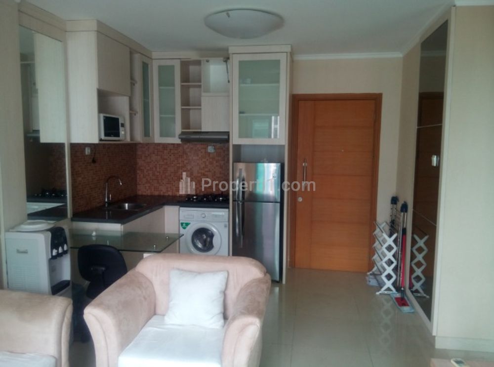 Sewa Apartemen Hamptons Park Dekat Pondok Indah Jakarta Selatan - 2BR Furnished