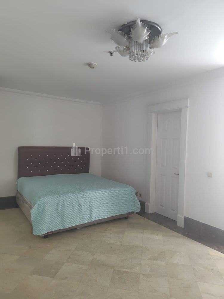 Jual Apartemen Permata Hijau Suites 2+1BR Full Furnished