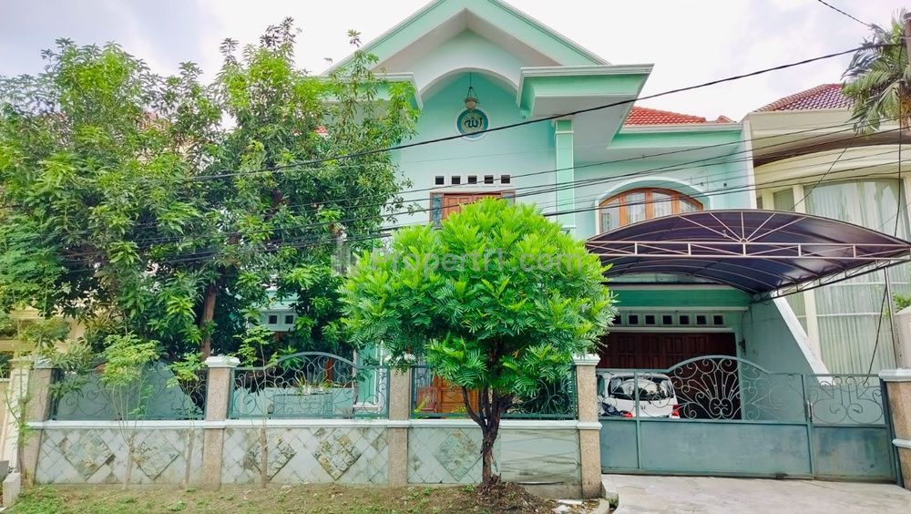 Rumah Dijual di Kedung Baruk Rungkut Surabaya Timur