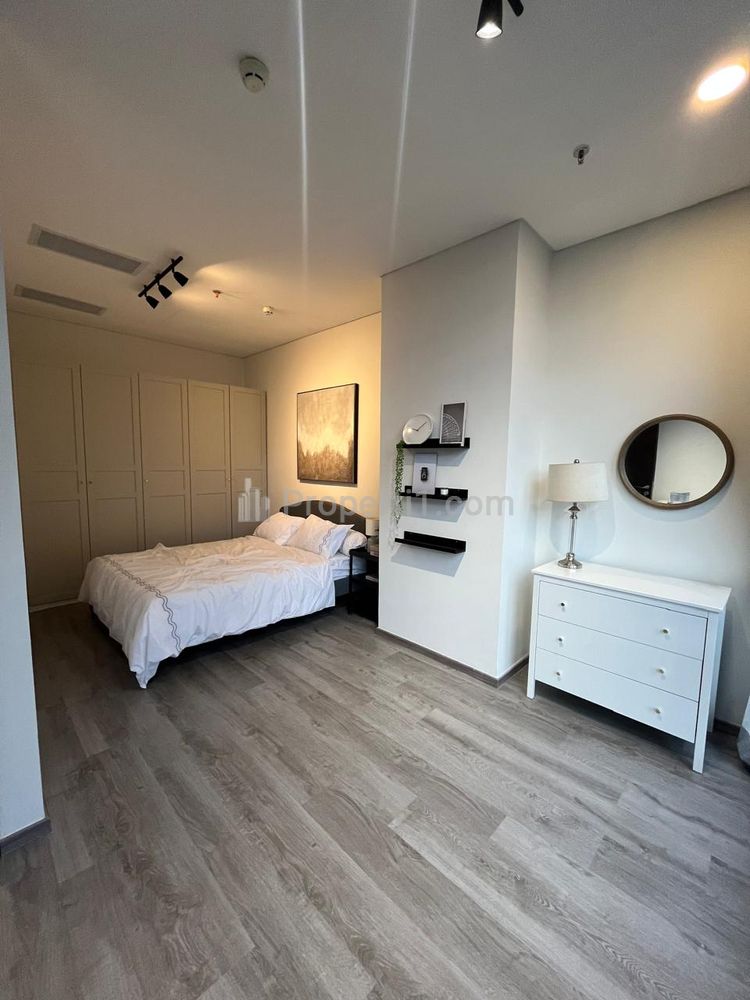 Disewakan Apartemen Sudirman Suites 2 BR Full Furnished