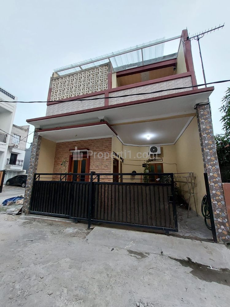 Jual Cepat Rumah 2 Lantai SHM di Perumahan DSB Residence, Balekambang, Kramat Jati, Jakarta Timur
