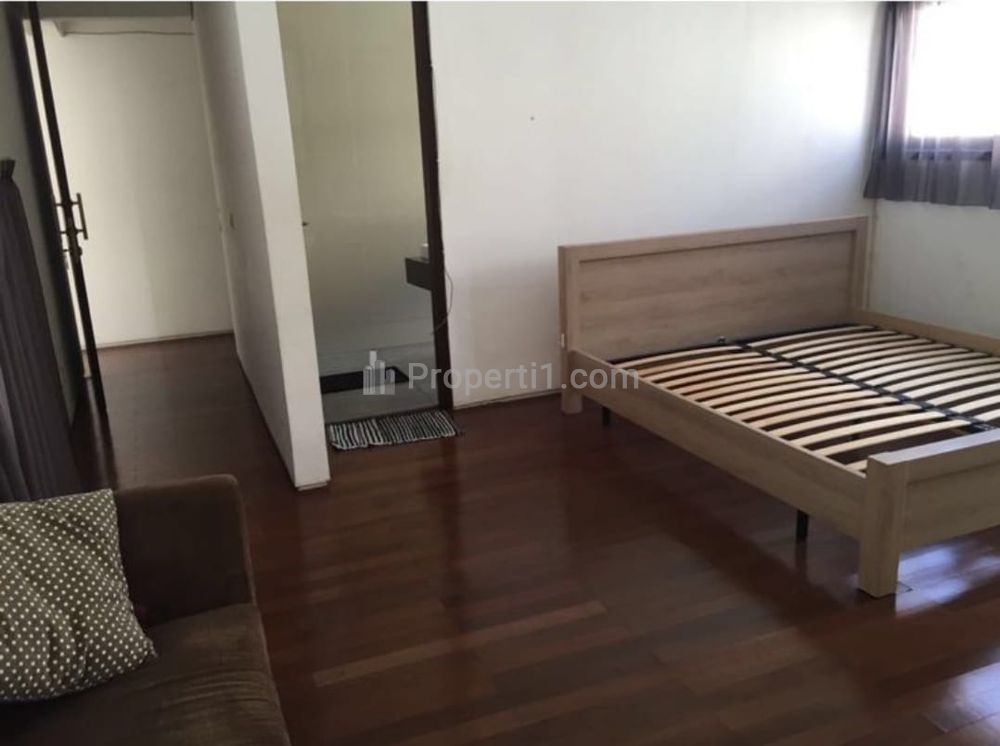 Sewa Rumah Murah Townhouse Semi Furnish di Karang Tengah, Lebak Bulus, Dekat Simatupang, Ampera, Citos, RS Mayapada, Cilandak, Jakarta Selatan
