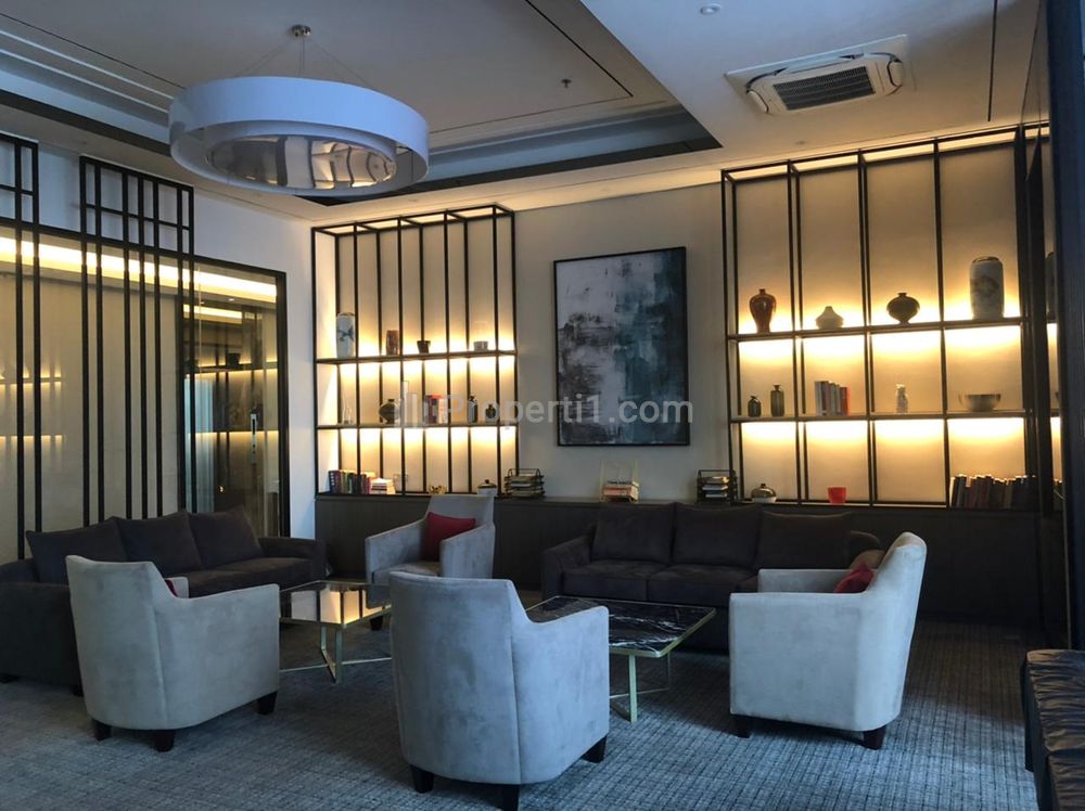 For Rent Luxurious Apartment at Sudirman Mansion SCBD Type 3+1BR Full Furnished - Strategic Location in South Jakarta