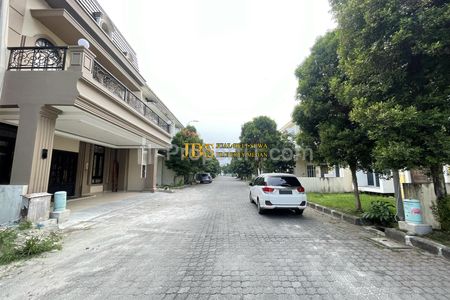 Dijual Rumah Kondisi Kosong di Komplek Graha Metropolitan Medan Cluster Sophie Suites