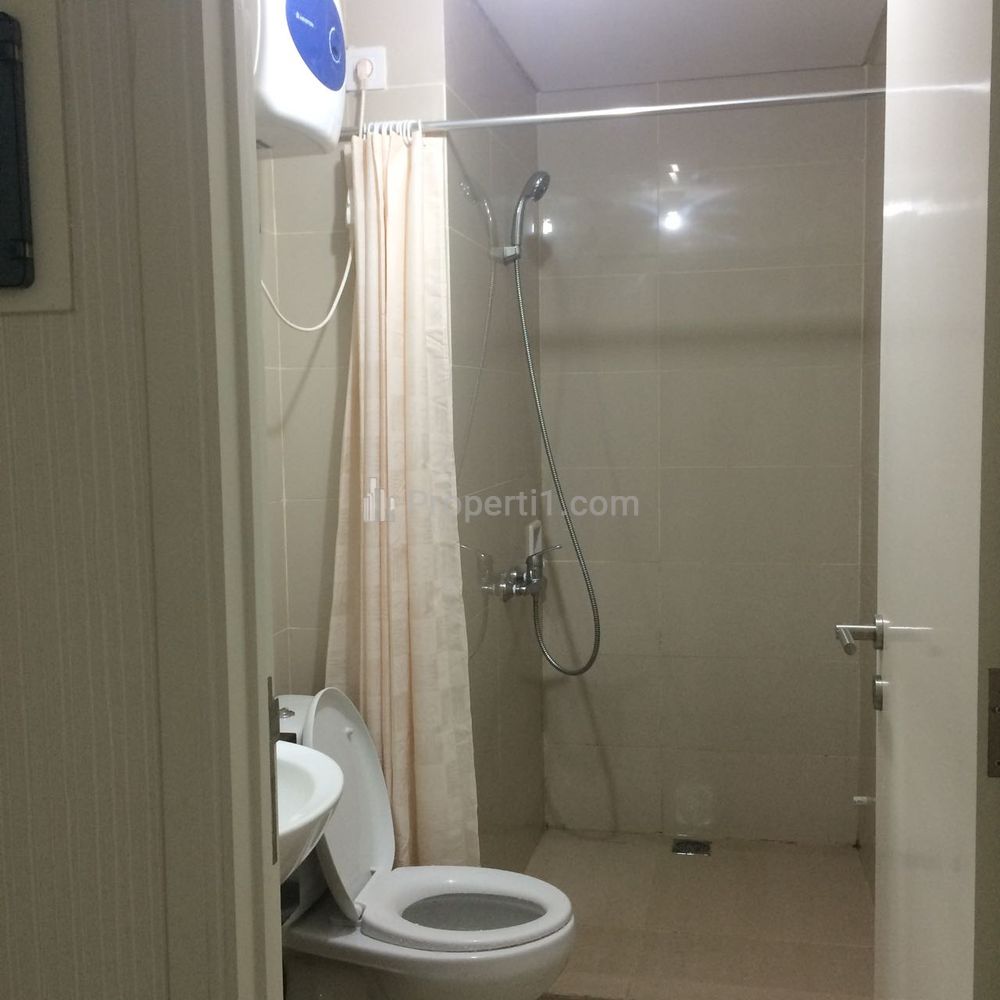 Sewa Apartemen Madison Park Tipe 2BR Full Furnished, Dekat Mall Central Park dan Taman Anggrek