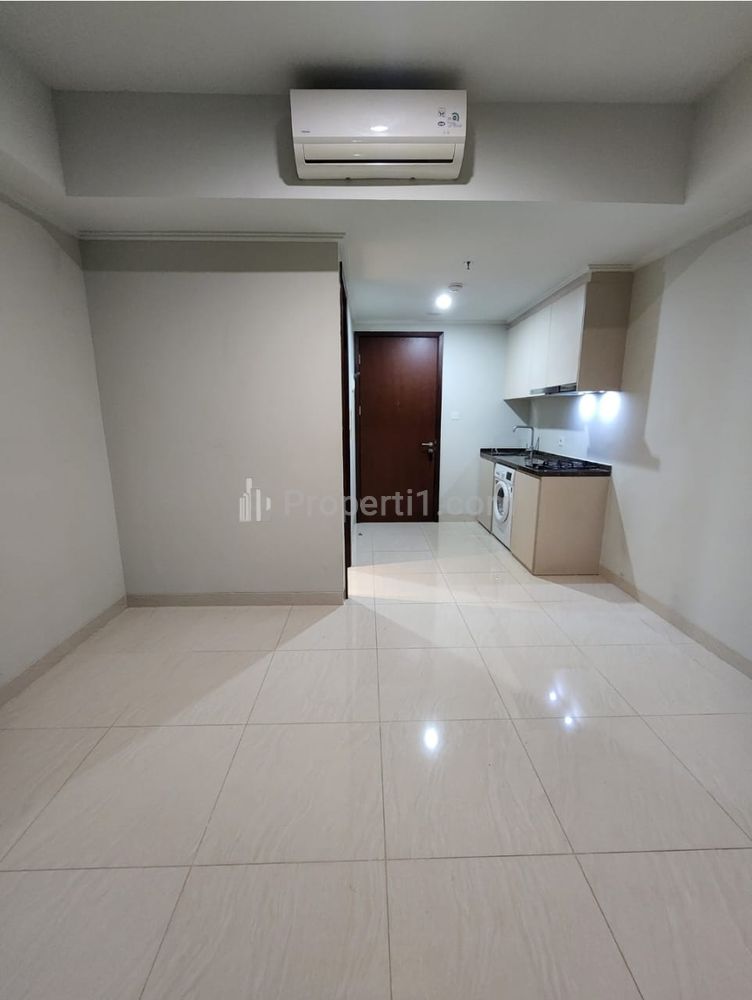 Jual Rugi Apartemen Green Sedayu Cengkareng Pool View Cakep Tipe Studio Semi Furnished