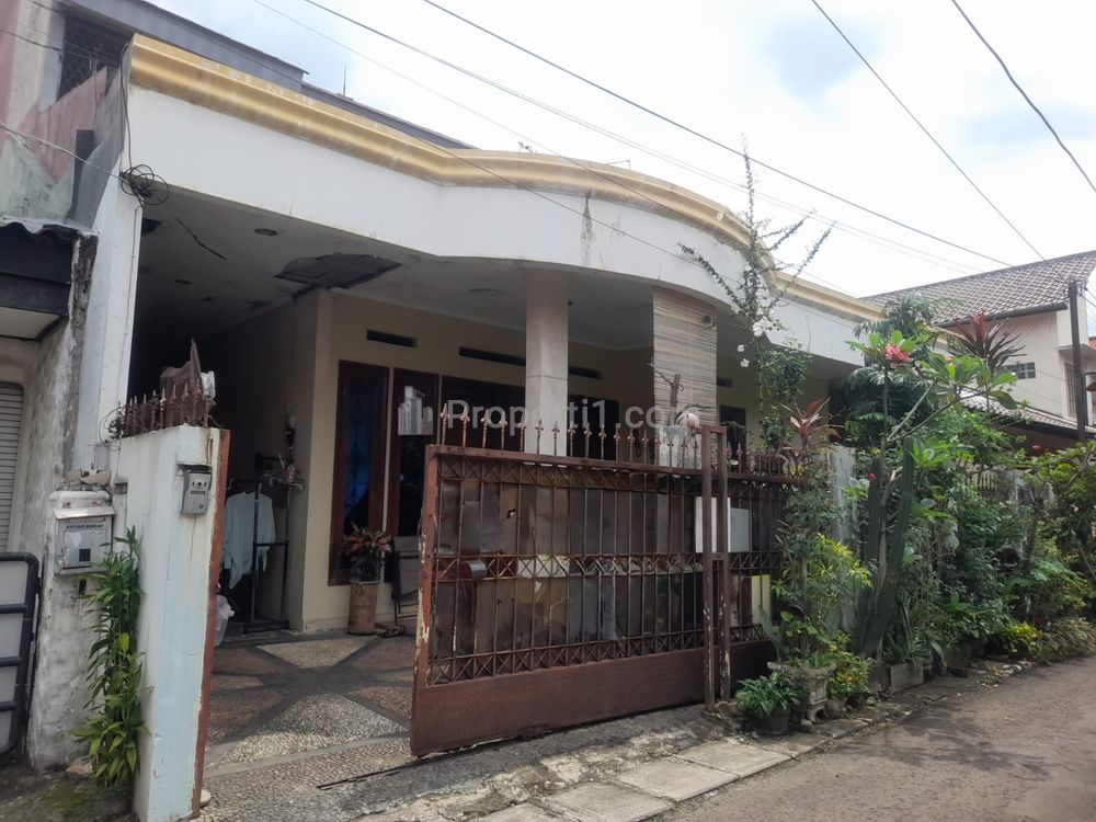 Rumah Dijual Dalam Komplek Belakang Informa Cinere, Depok
