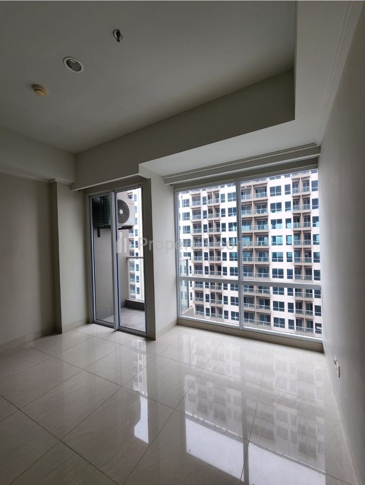 Jual Rugi Apartemen Green Sedayu Cengkareng Pool View Cakep Tipe Studio Semi Furnished