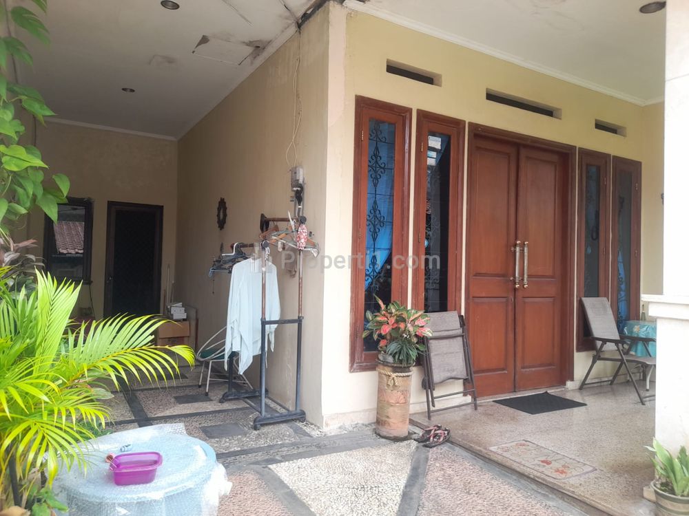 Rumah Dijual Dalam Komplek Belakang Informa Cinere, Depok