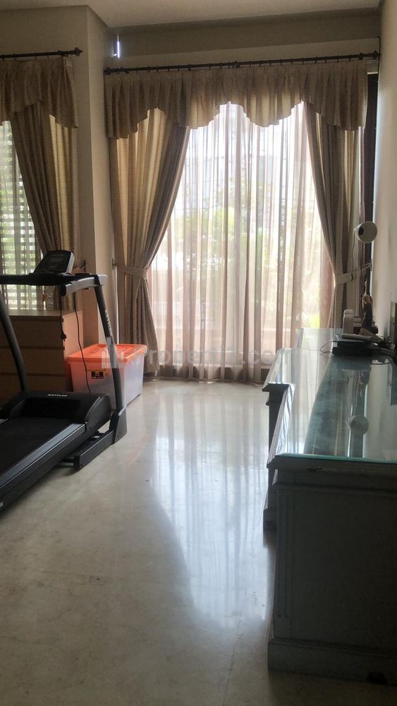Rumah Disewakan di Niaga Hijau Pondok Indah, Jakarta Selatan