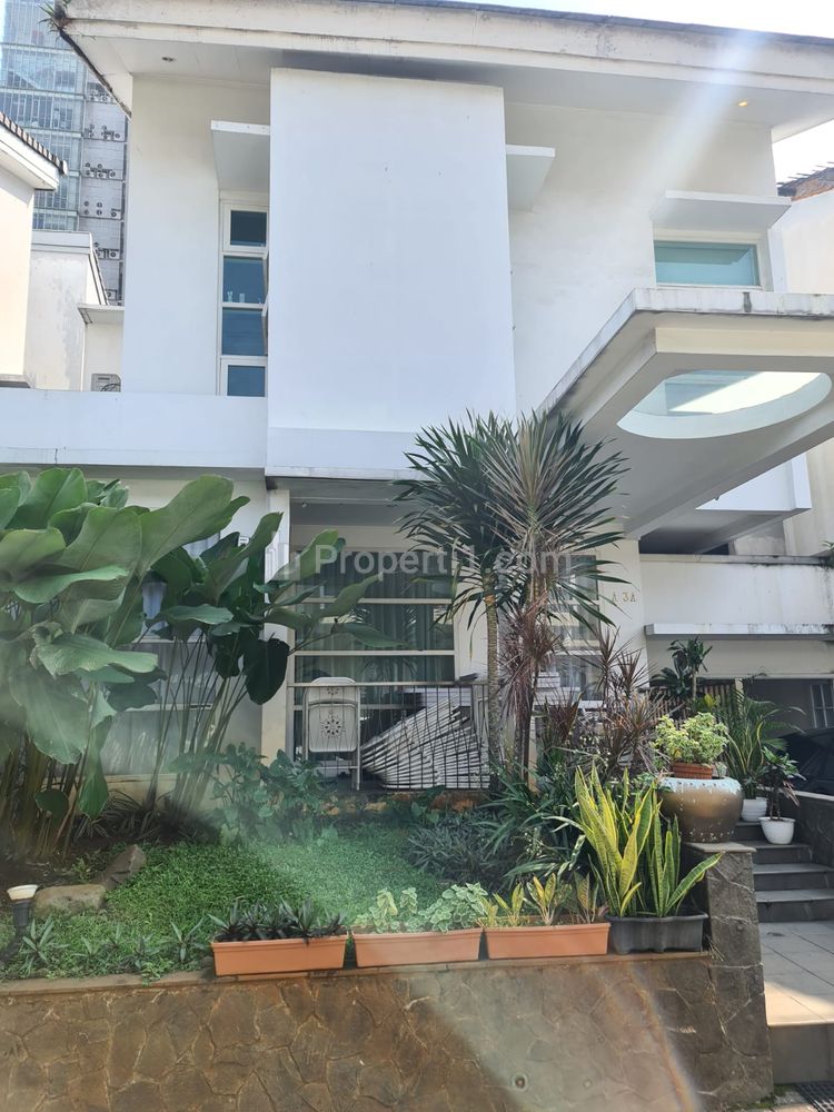 DIJUAL Rumah Modern & Siap Huni di Kemang, Jakarta Selatan
